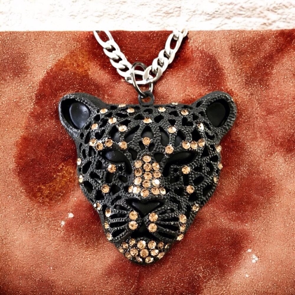 ๐ 3D Crystal Leopard Pendant Alloy/Stainless Steel